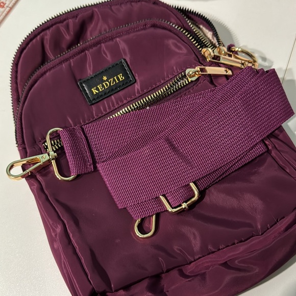 Kedzie Crossbody Bag - Picture 7 of 8